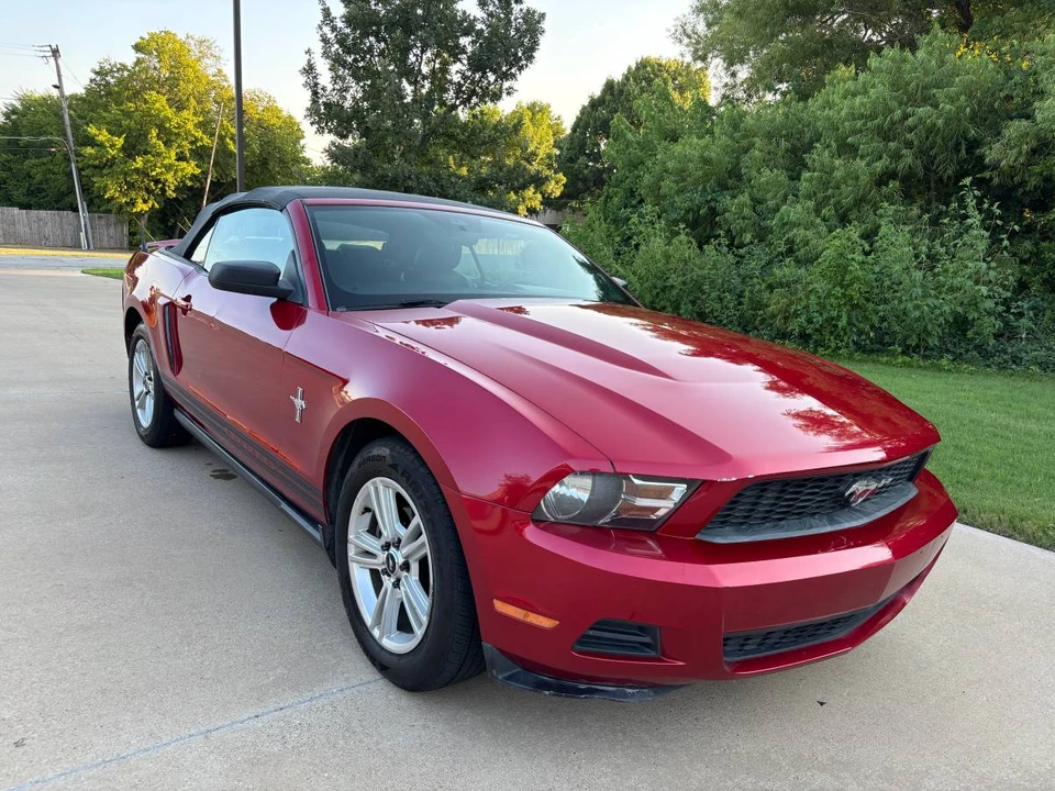 2010 Ford S197 Mustang - Image 4 of 20