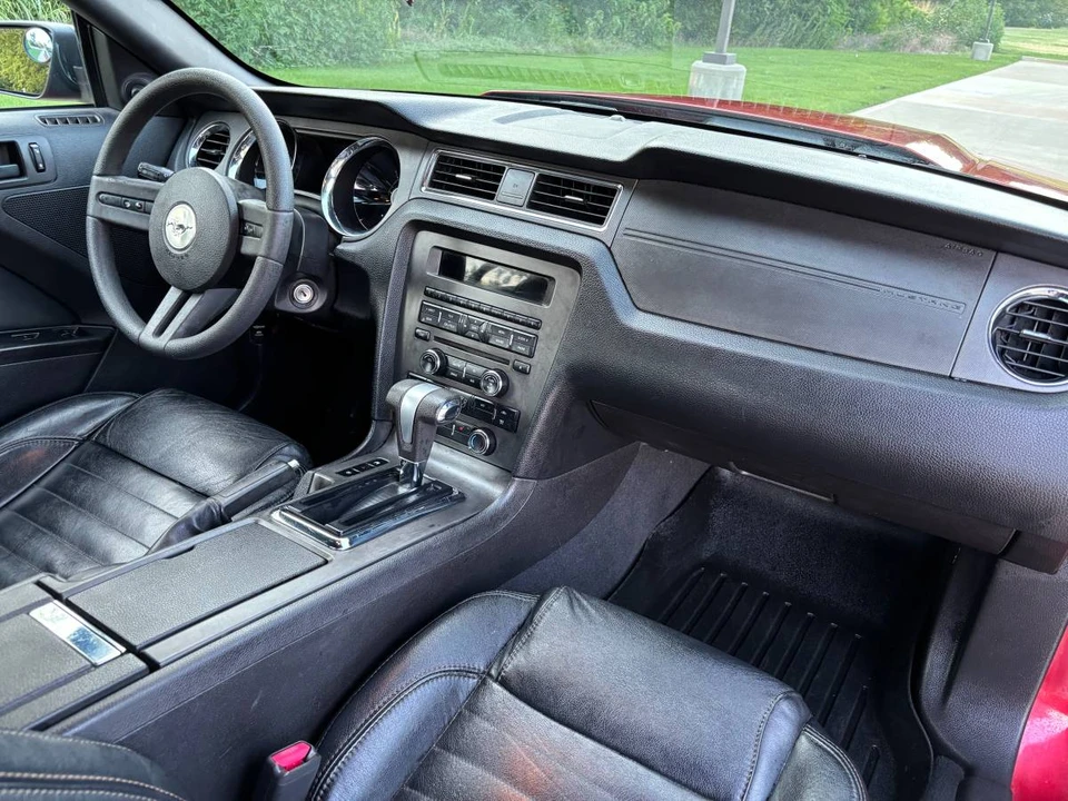 2010 Ford S197 Mustang - Image 18 of 20