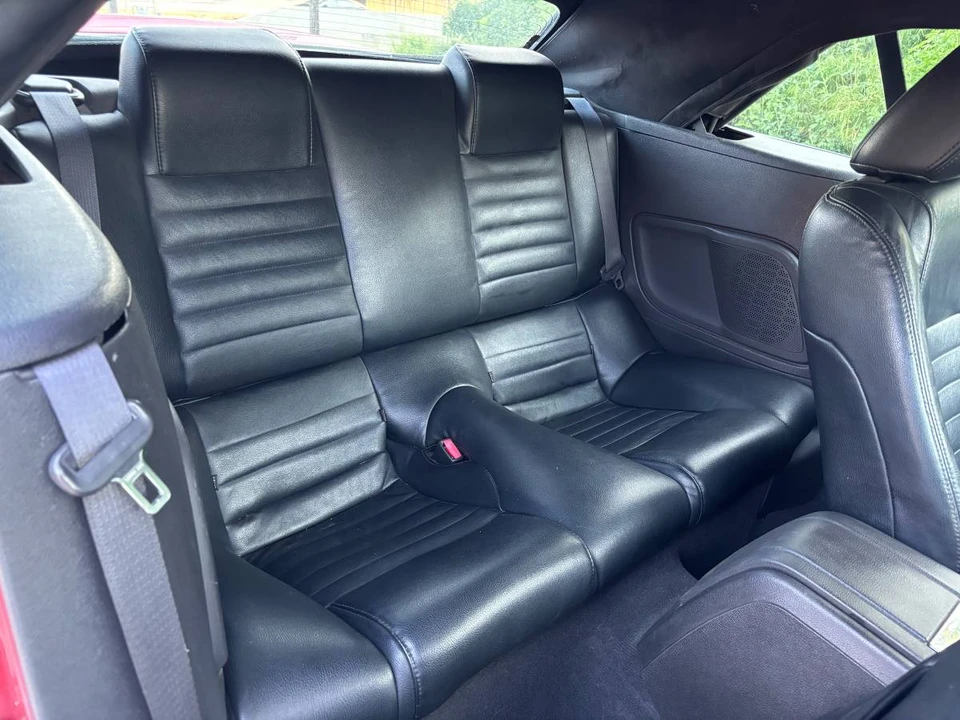 2010 Ford S197 Mustang - Image 19 of 20