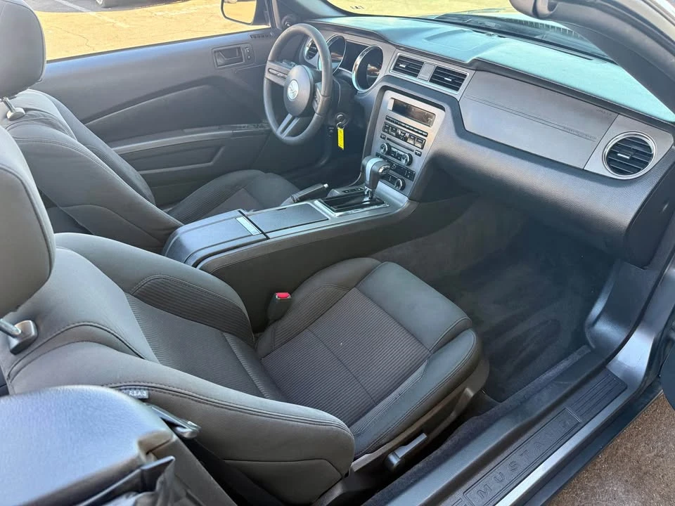 2010 Ford S197 Mustang - Image 5 of 9