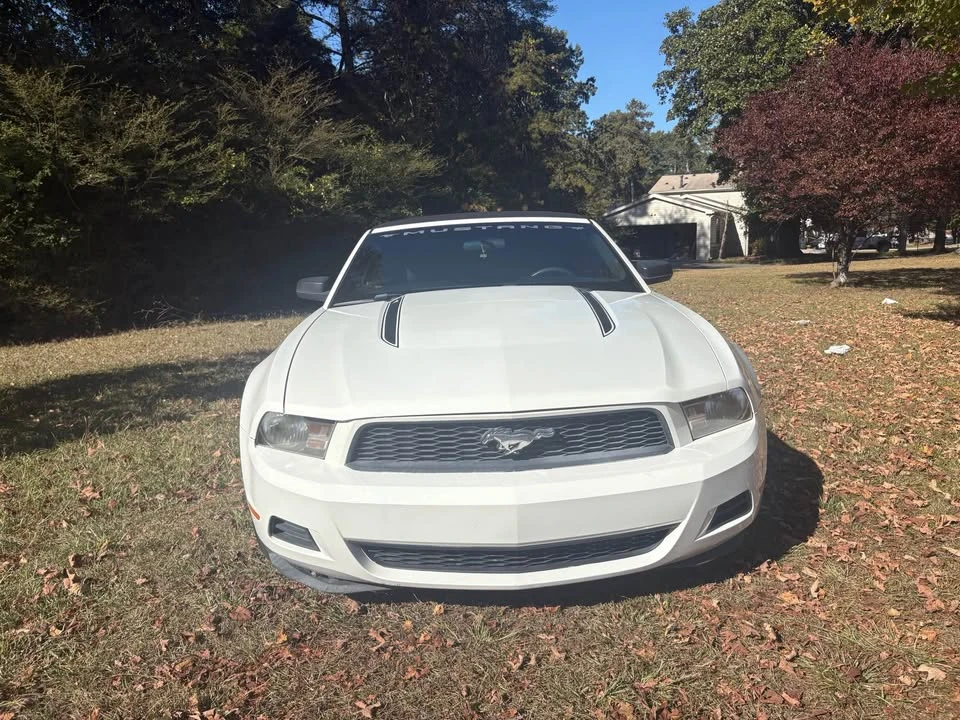 2010 Ford S197 Mustang - Image 2 of 16
