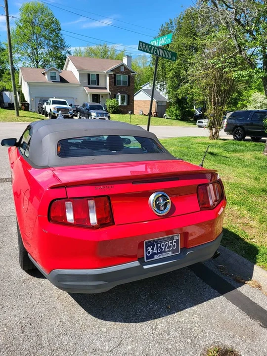 2010 Ford S197 Mustang - Image 3 of 7