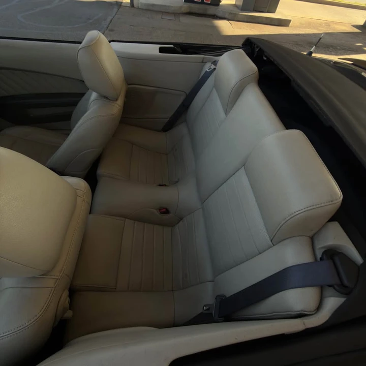 2010 Ford S197 Mustang - Image 9 of 10