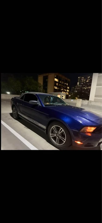 2010 Ford S197 Mustang - Image 2 of 10