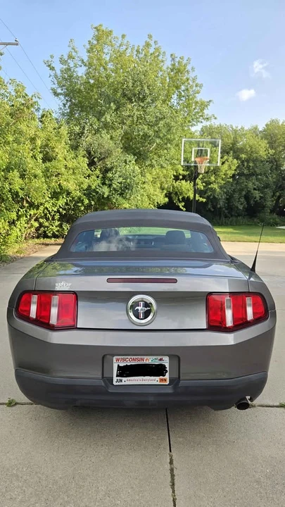 2010 Ford S197 Mustang - Image 2 of 20