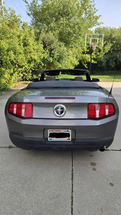 2010 Ford S197 Mustang - Image 8 of 20