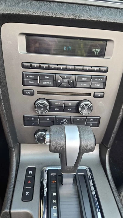 2010 Ford S197 Mustang - Image 16 of 20