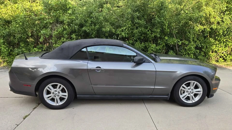 2010 Ford S197 Mustang - Image 3 of 20