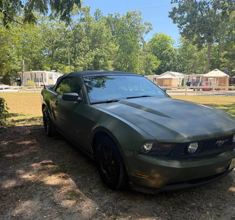 2010 Ford S197 Mustang - Image 3 of 6