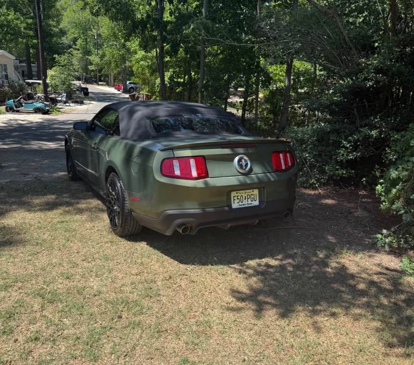 2010 Ford S197 Mustang - Image 5 of 5