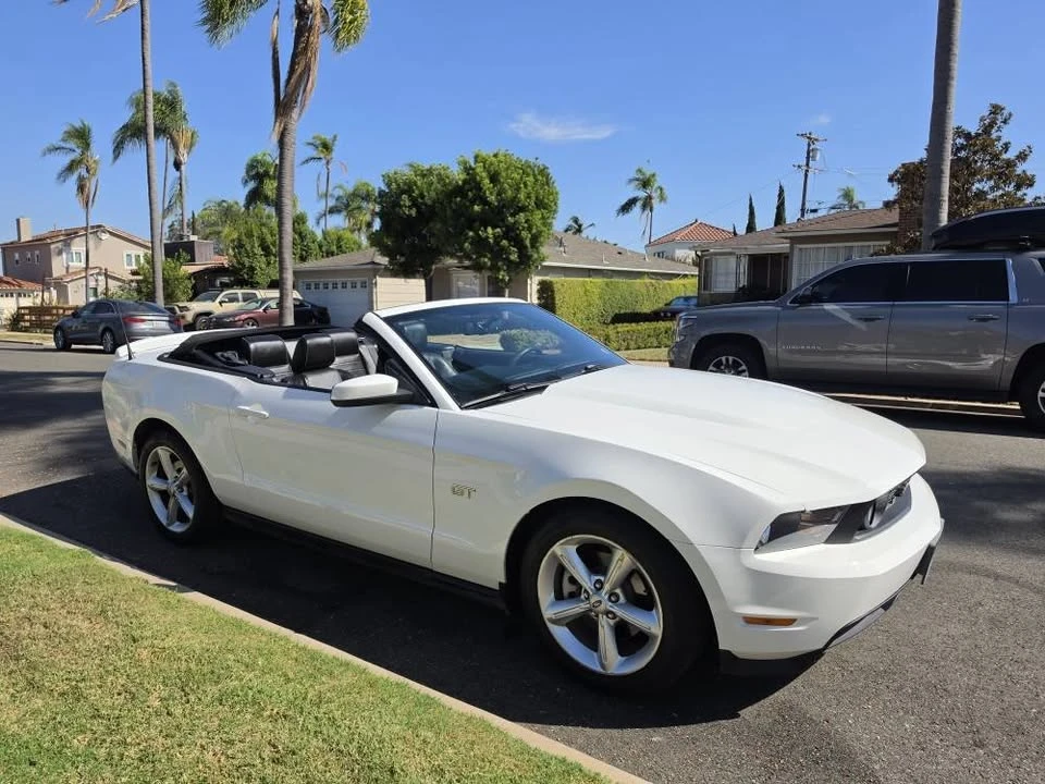 2010 Ford S197 Mustang - Image 4 of 14
