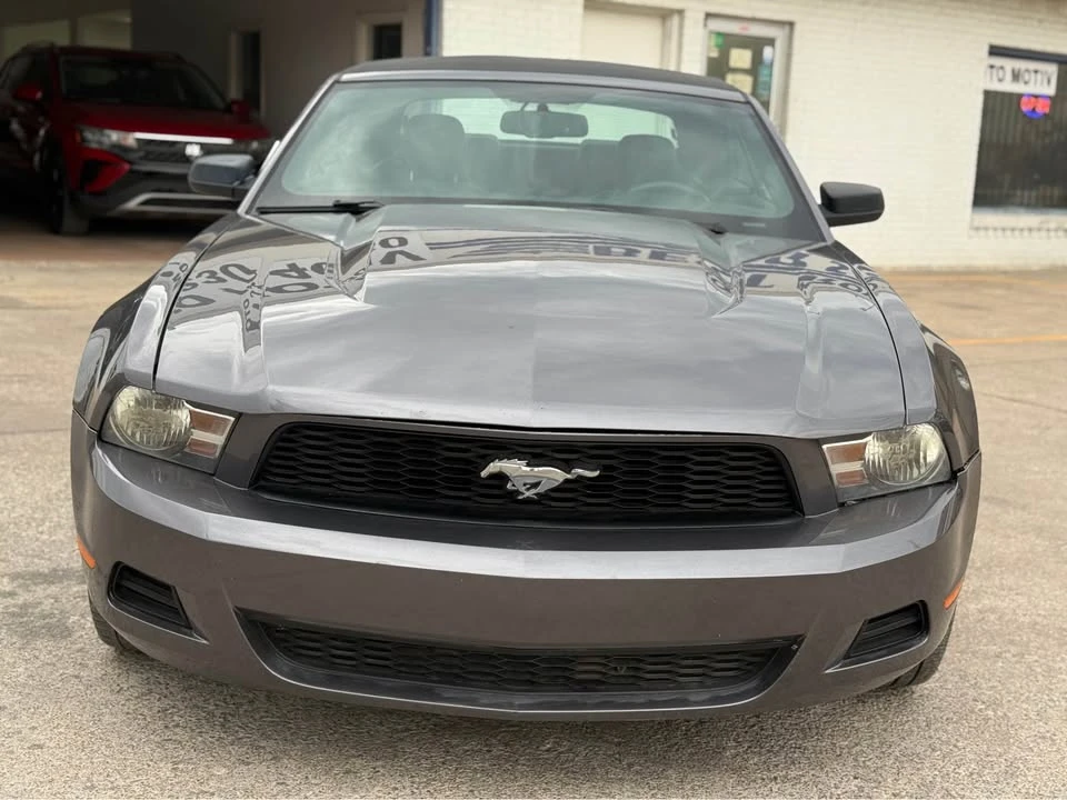 2010 Ford S197 Mustang - Image 2 of 20
