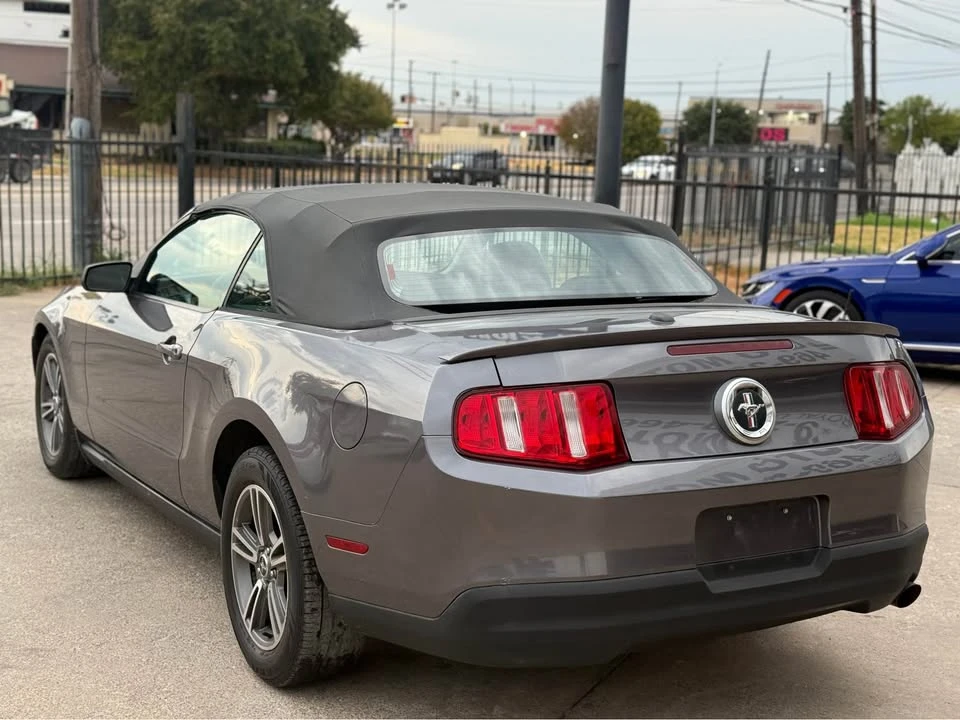 2010 Ford S197 Mustang - Image 7 of 20