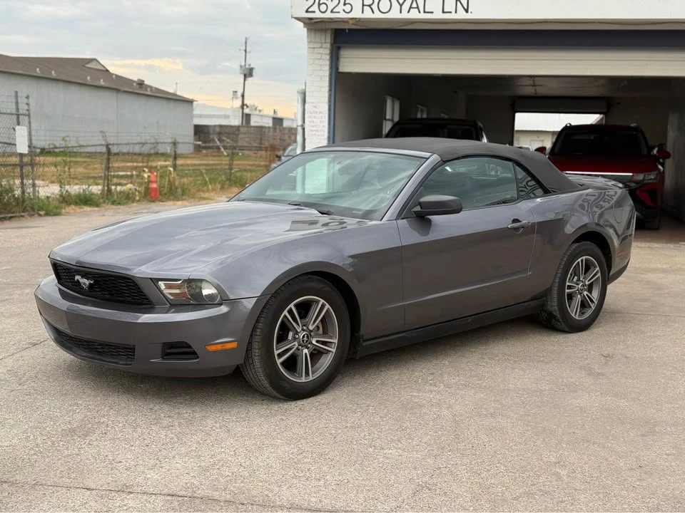 2010 Ford S197 Mustang - Image 9 of 20