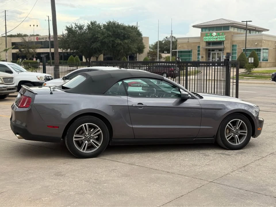 2010 Ford S197 Mustang - Image 4 of 20