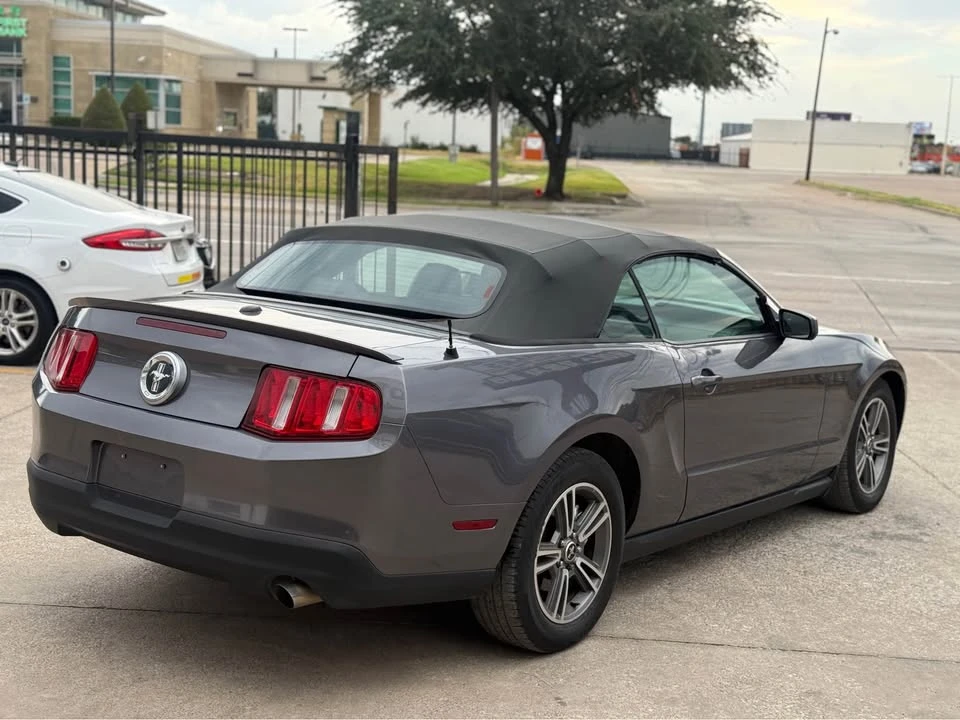 2010 Ford S197 Mustang - Image 5 of 20