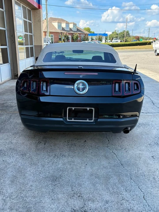 2010 Ford S197 Mustang - Image 3 of 7