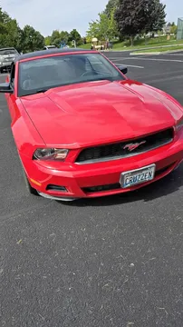 2010 Ford Mustang Convertible 2D