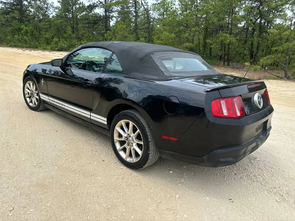 2010 Ford S197 Mustang - Image 18 of 22