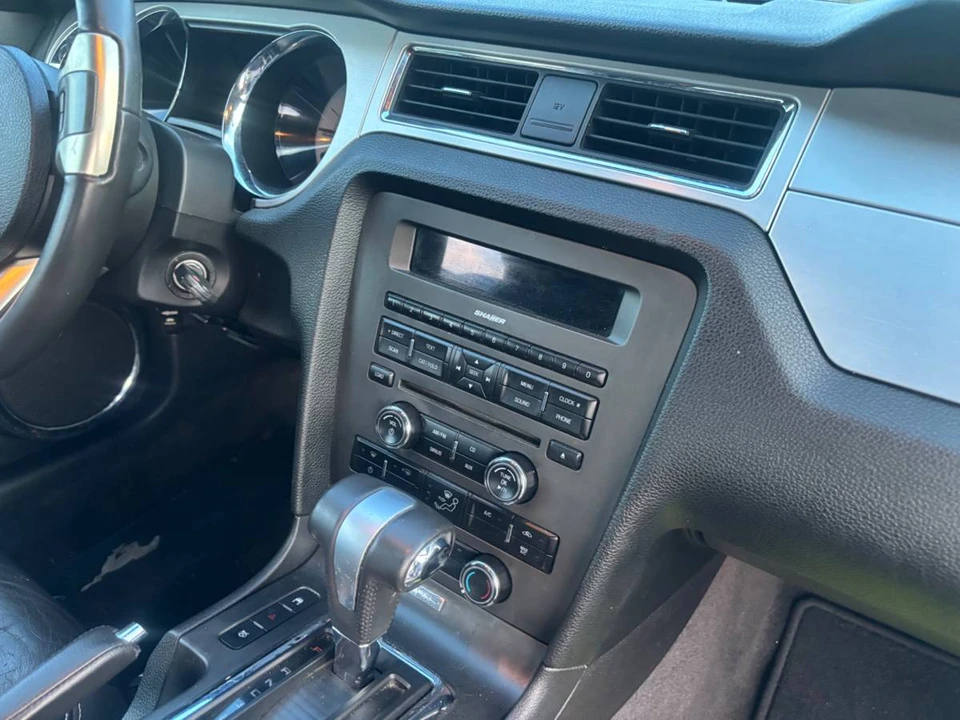 2010 Ford S197 Mustang - Image 18 of 22