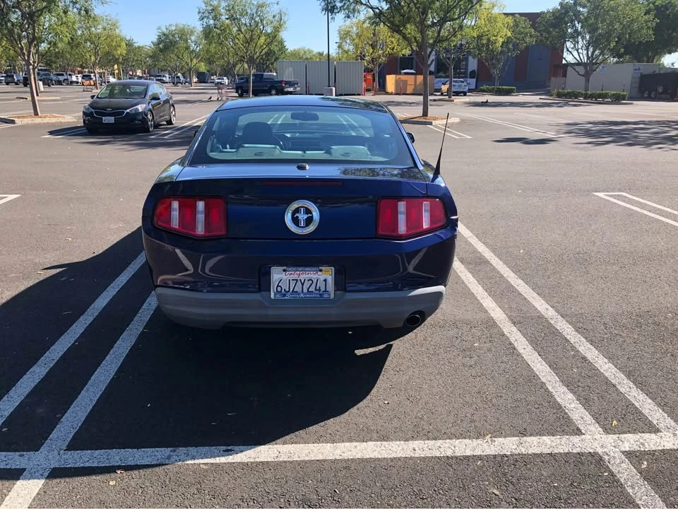 2010 Ford S197 Mustang - Image 5 of 16