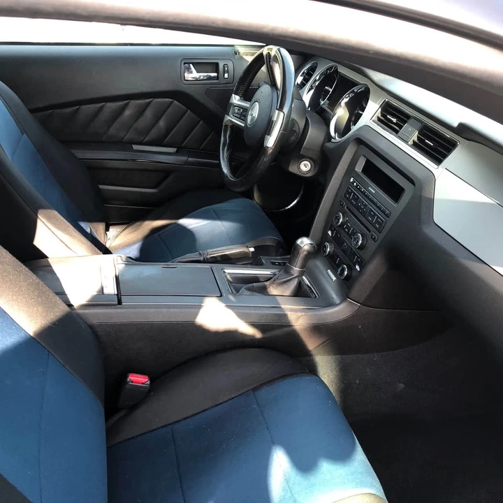 2010 Ford S197 Mustang - Image 15 of 16