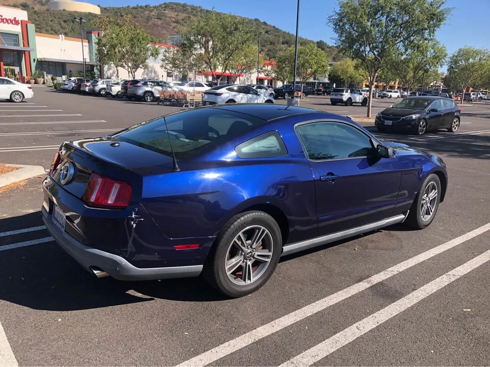 2010 Ford S197 Mustang - Image 3 of 16