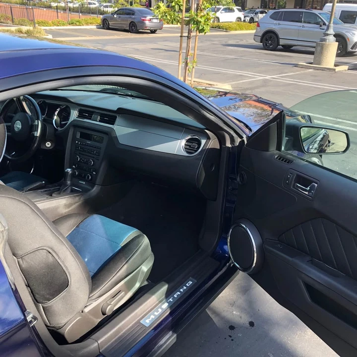 2010 Ford S197 Mustang - Image 14 of 16