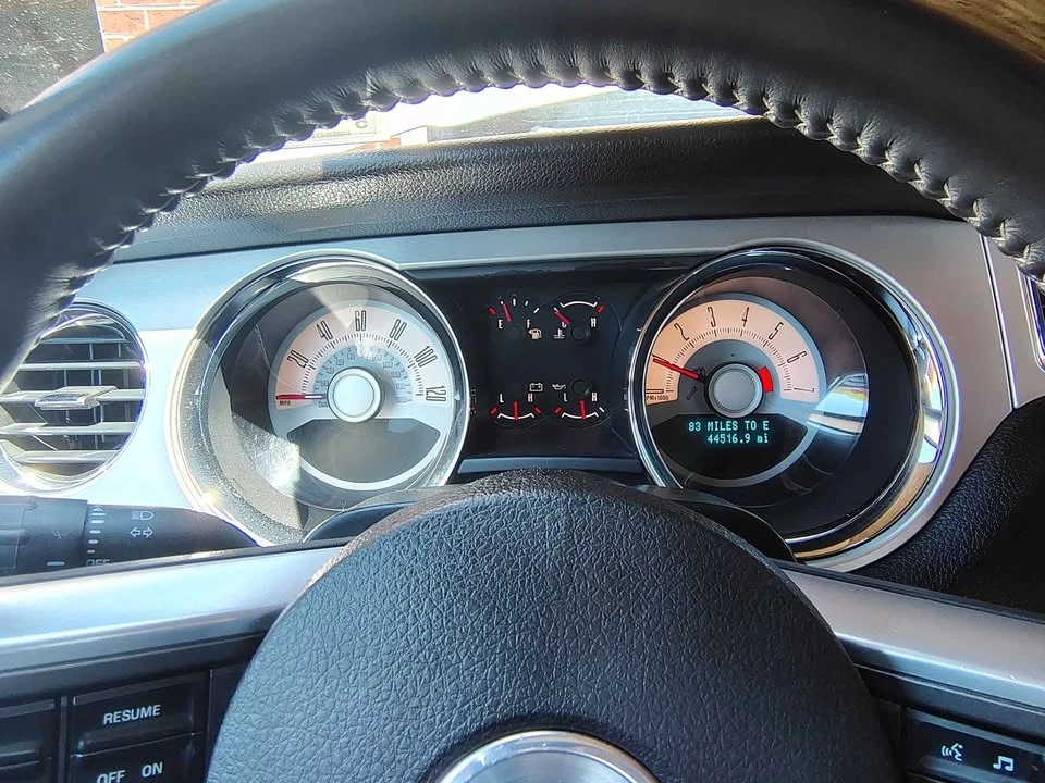 2010 Ford S197 Mustang - Image 6 of 19