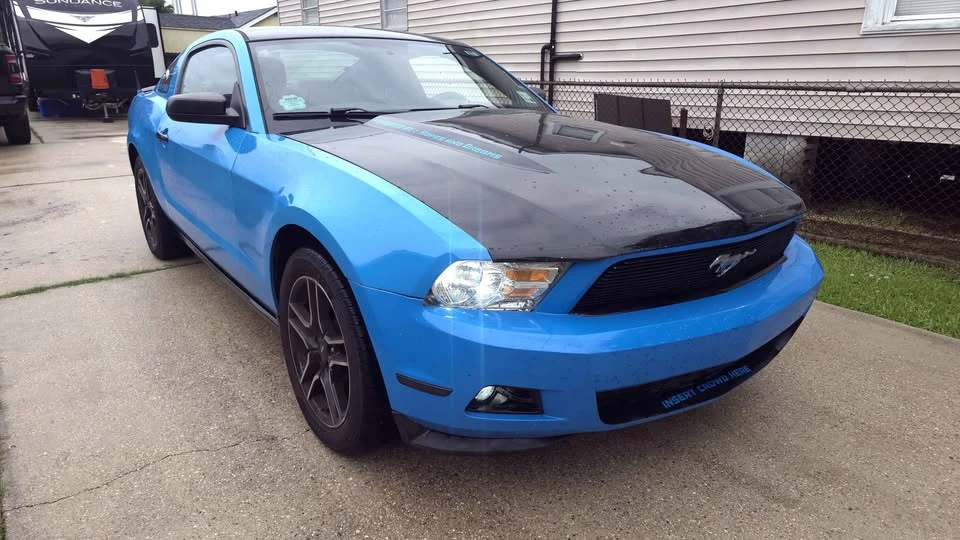 2010 Ford S197 Mustang - Image 2 of 11