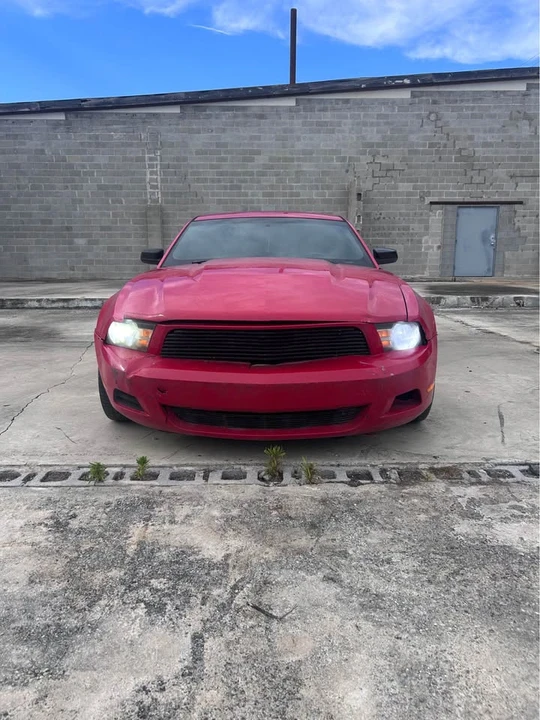 2010 Ford S197 Mustang - Image 3 of 5