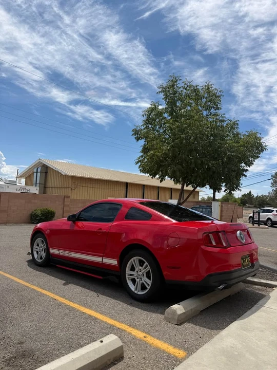2010 Ford S197 Mustang - Image 5 of 8