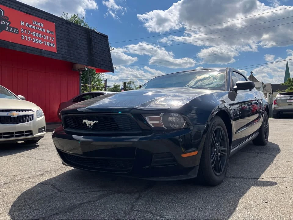 2010 Ford S197 Mustang - Image 2 of 17