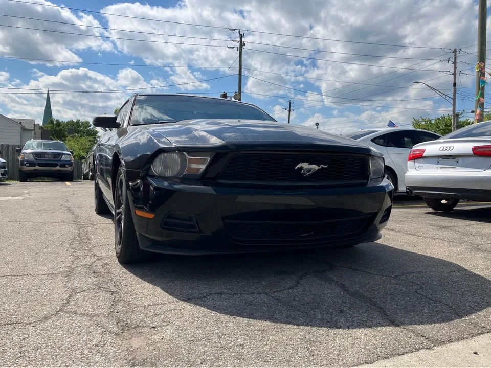 2010 Ford S197 Mustang - Image 9 of 17