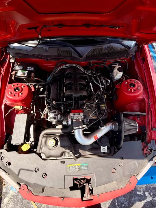 2010 Ford S197 Mustang - Image 16 of 18