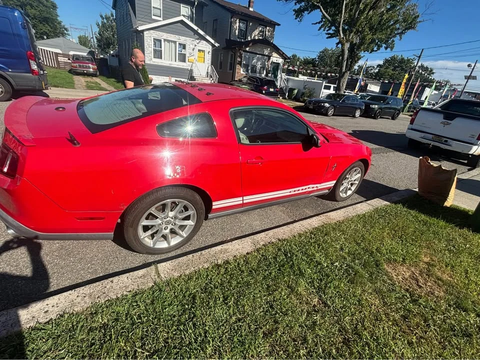 2010 Ford S197 Mustang - Image 6 of 10