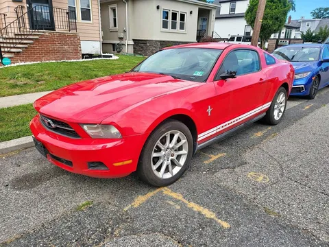 2010 Ford Mustang Coupe 2D