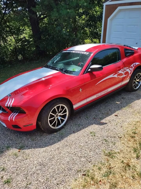 2010 Ford S197 Mustang - Image 3 of 7