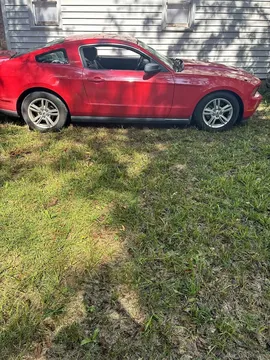 2010 Ford Mustang Coupe 2D