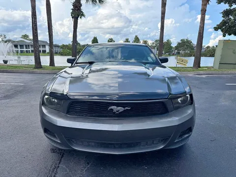 2010 Ford Mustang Coupe 2D