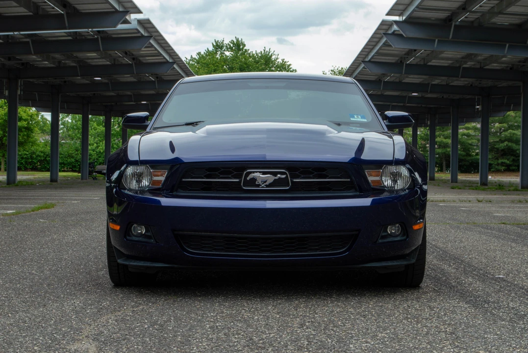 2010 Ford S197 Mustang - Image 7 of 31