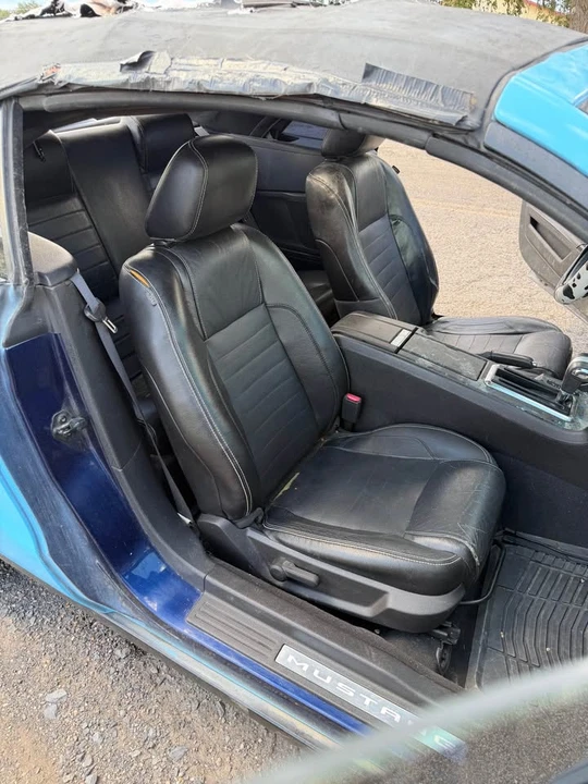 2010 Ford S197 Mustang - Image 2 of 13