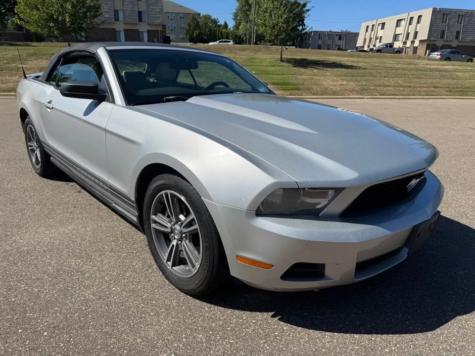 2010 Ford S197 Mustang - Image 8 of 18