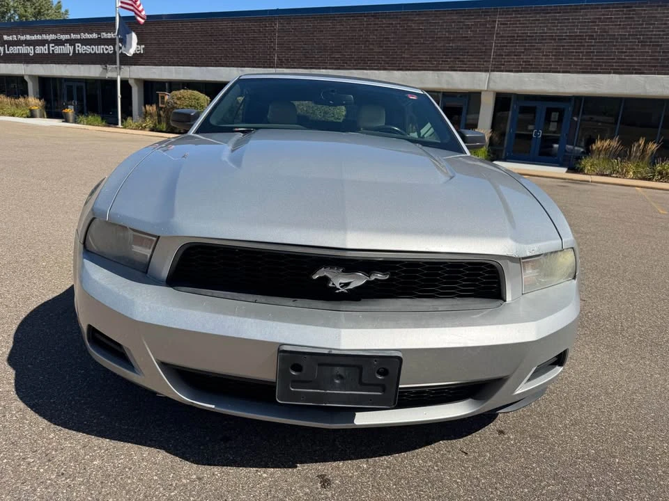 2010 Ford S197 Mustang - Image 7 of 18