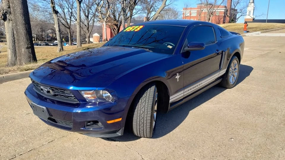 2010 Ford S197 Mustang - Image 7 of 16