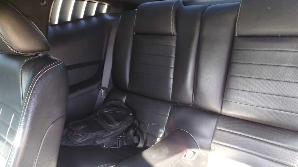 2010 Ford S197 Mustang - Image 15 of 16