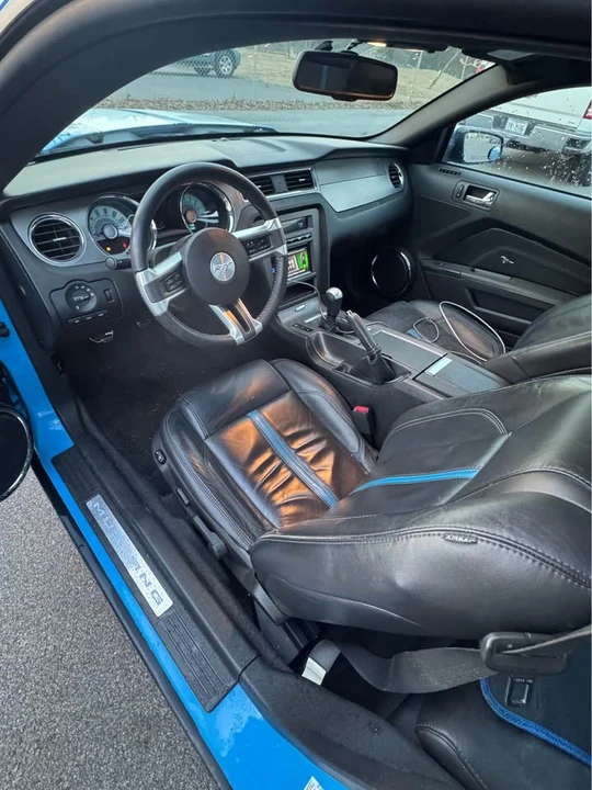 2010 Ford S197 Mustang - Image 10 of 12