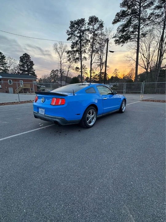 2010 Ford S197 Mustang - Image 5 of 12