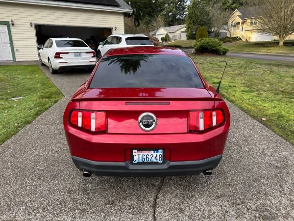 2010 Ford S197 Mustang - Image 11 of 16