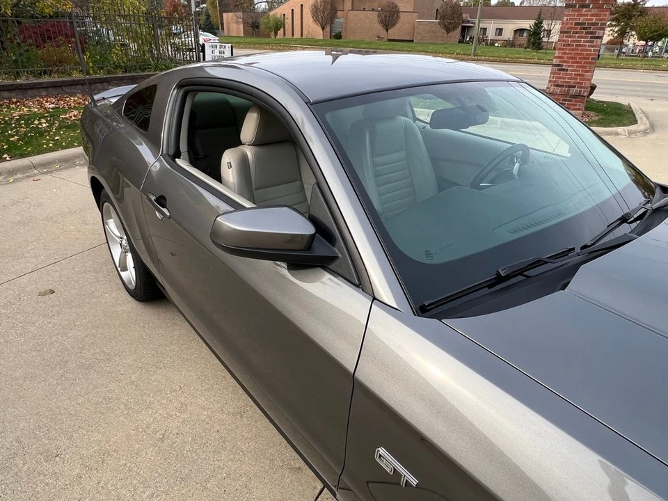 2010 Ford S197 Mustang GT - Image 26 of 31